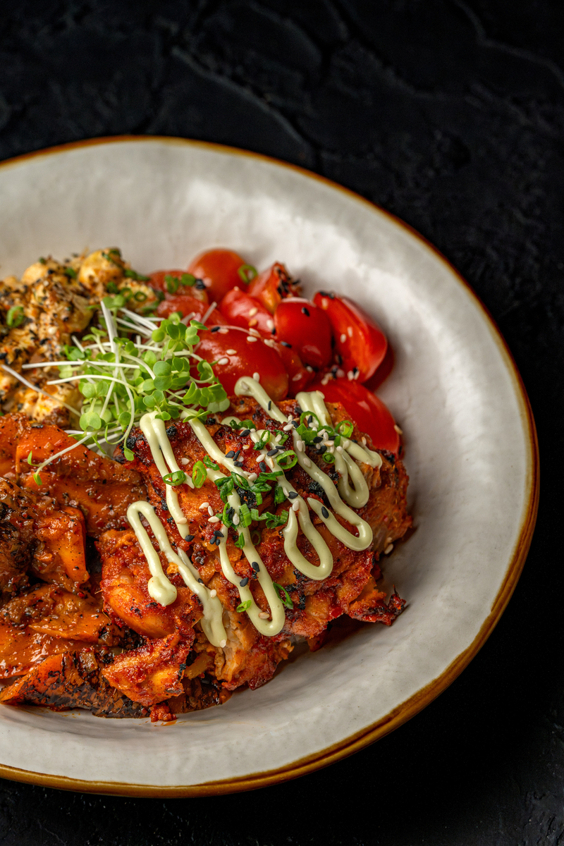 Rice Bowl: BULGOGI CHICKEN WITH WASABI MAYO